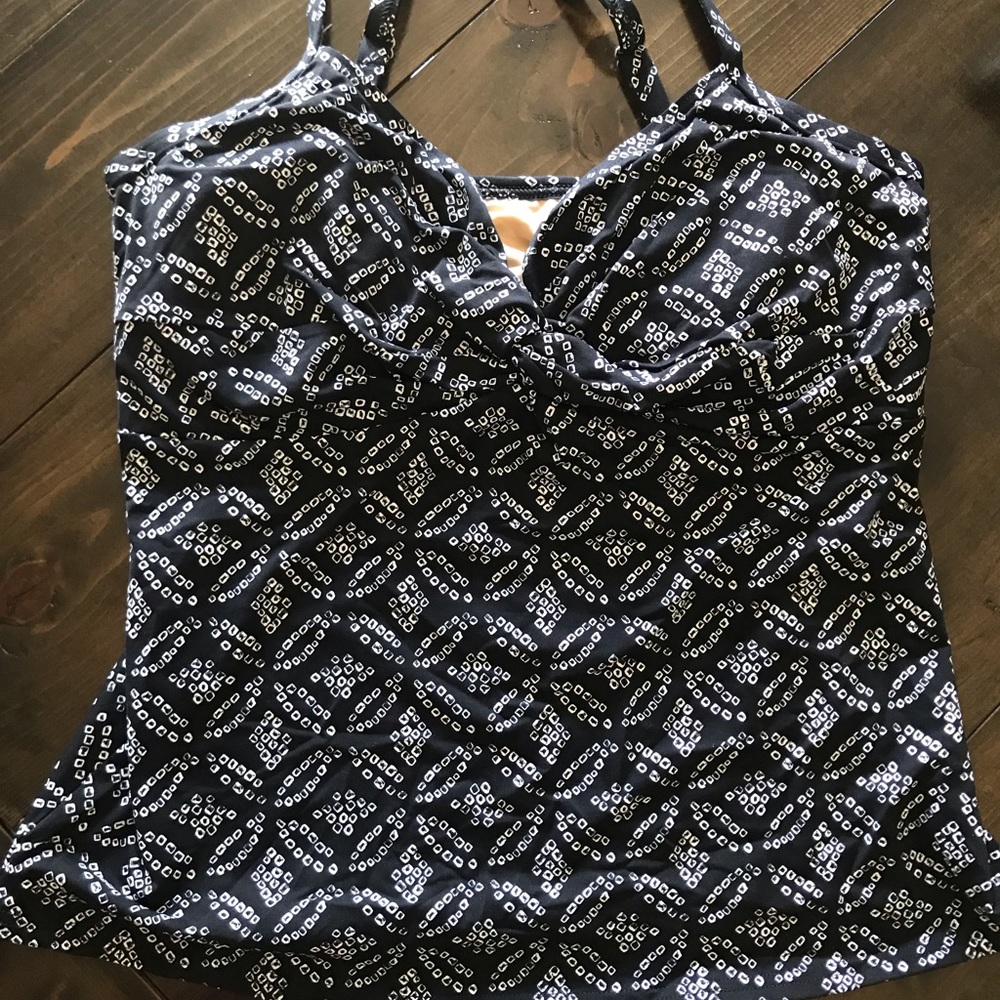 Lands End Takini Top - Make Me An Offer 😊